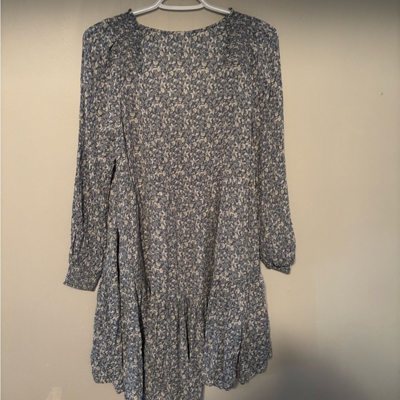 Gentle Fawn Charlize Dress Pacific Ditsy Pattern Size Medium Oversized Floral - Picture 5 of 6